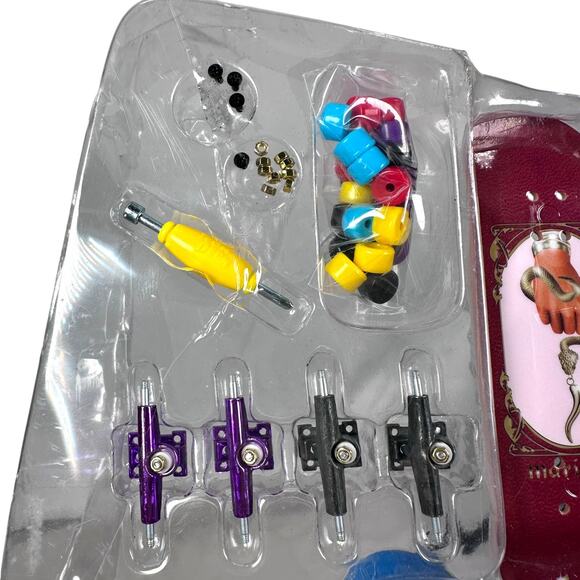 Tech Deck Finger Skateboard with 6 Decks Trucks Wheels & Accessories Kit April - Picture 7 of 7